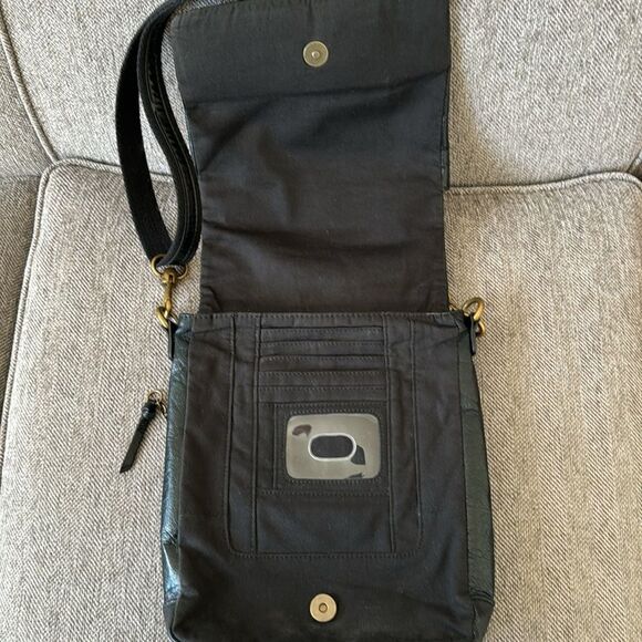 The Sak Women’s Black Leather Crossbody Messenger Bag Multi Functional Pockets - Picture 16 of 16